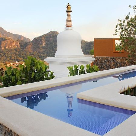 Hostal De La Luz - Spa Holistic Resort Tepoztlán Dış mekan fotoğraf